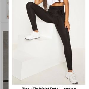 Brand new never worn leggings size 4